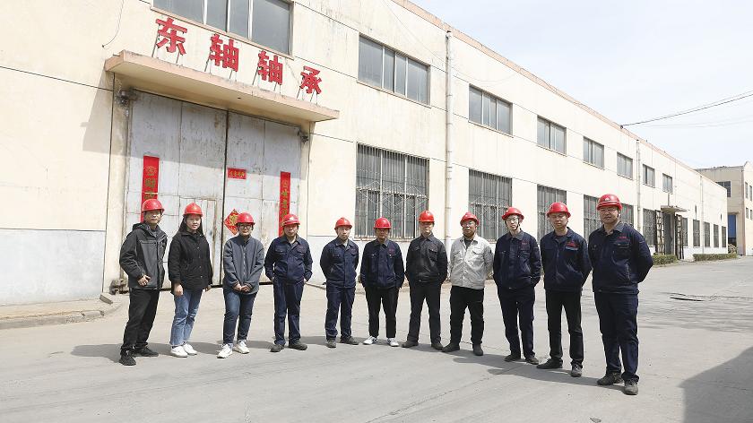 什么是交叉滾子軸承？LYDZC交叉滾子軸承精度怎樣？